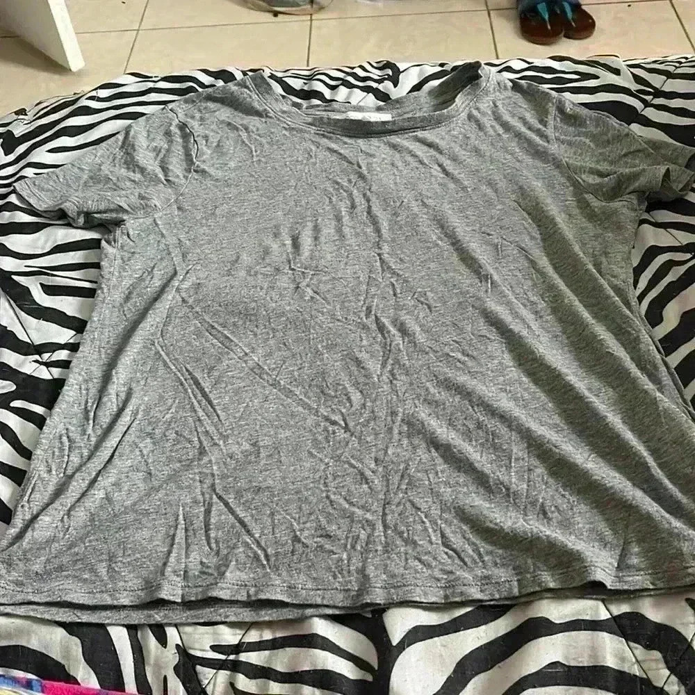 Plain Dark Gray Crewneck Tee